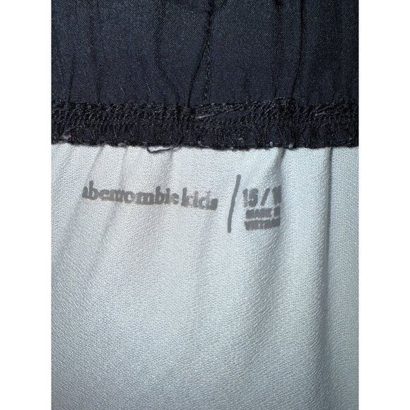 Abercrombie and Fitch Kids Lined Arhletic Shorts Size 15-16 - Picture 6 of 9